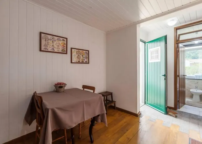 Moradia No Largo Ferienhaus Furnas (Azores)